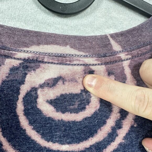 New England Patriots Vintage Style NFL XL T Shirt NFL Swirl See Description - Picture 6 of 6